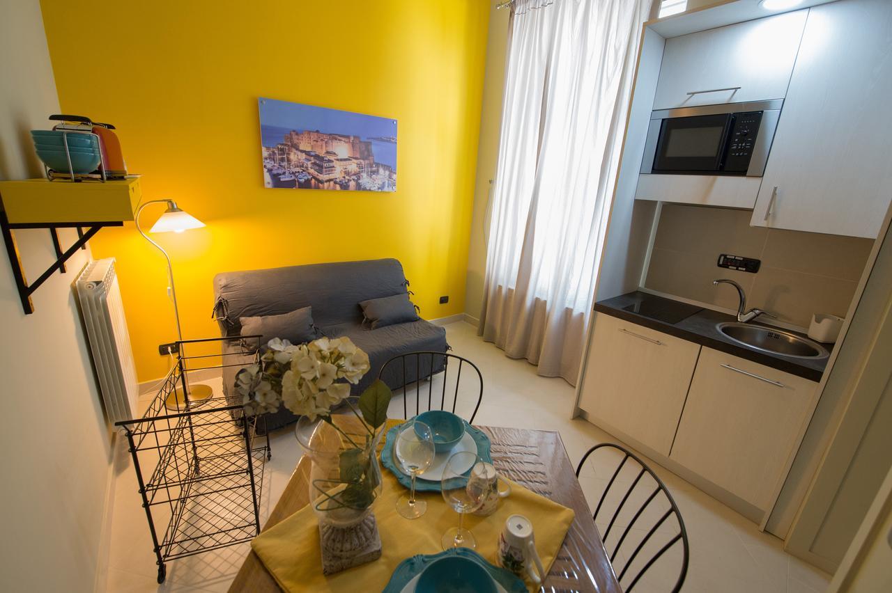 Duomo Regina Apartments ナポリ エクステリア 写真