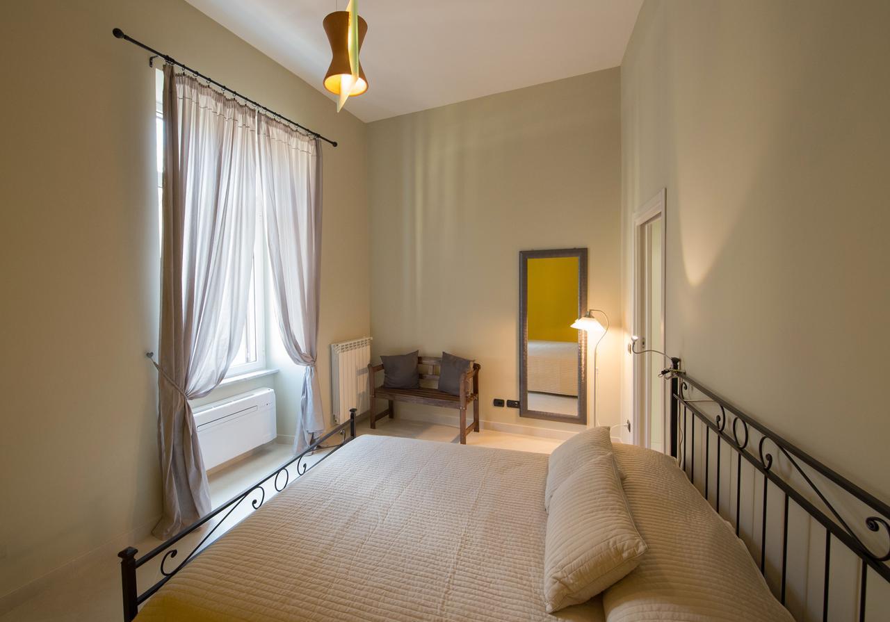 Duomo Regina Apartments ナポリ エクステリア 写真
