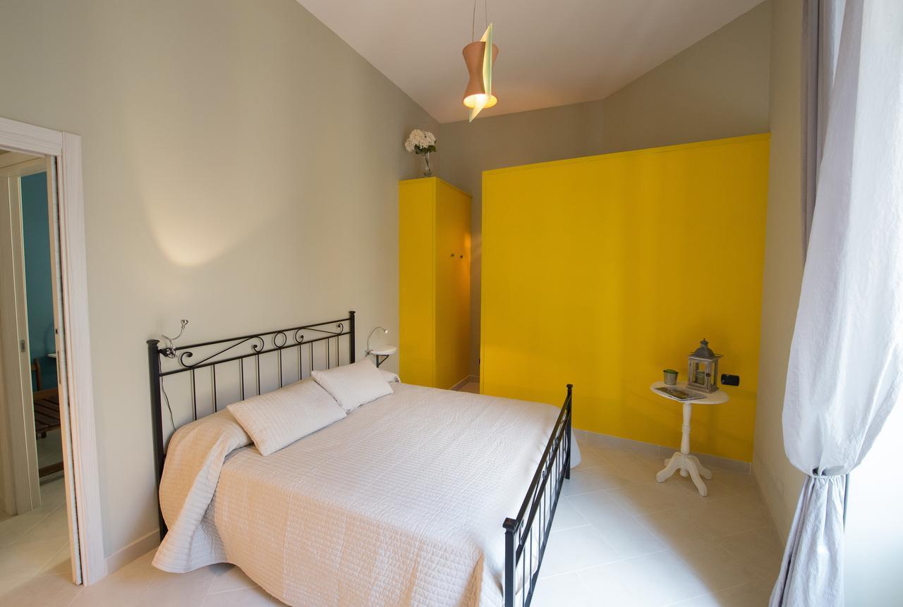 Duomo Regina Apartments ナポリ エクステリア 写真